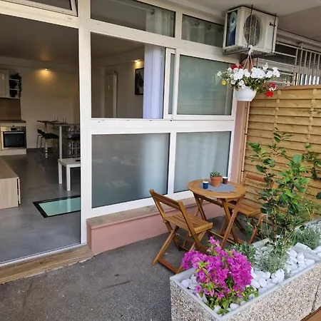 Souplex Avec Place De Parking Antibes Exterior photo